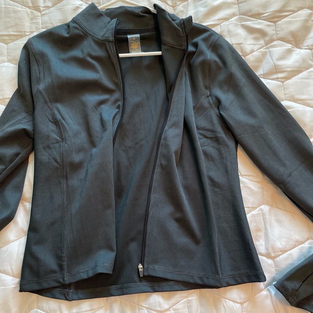 Athletic jacket